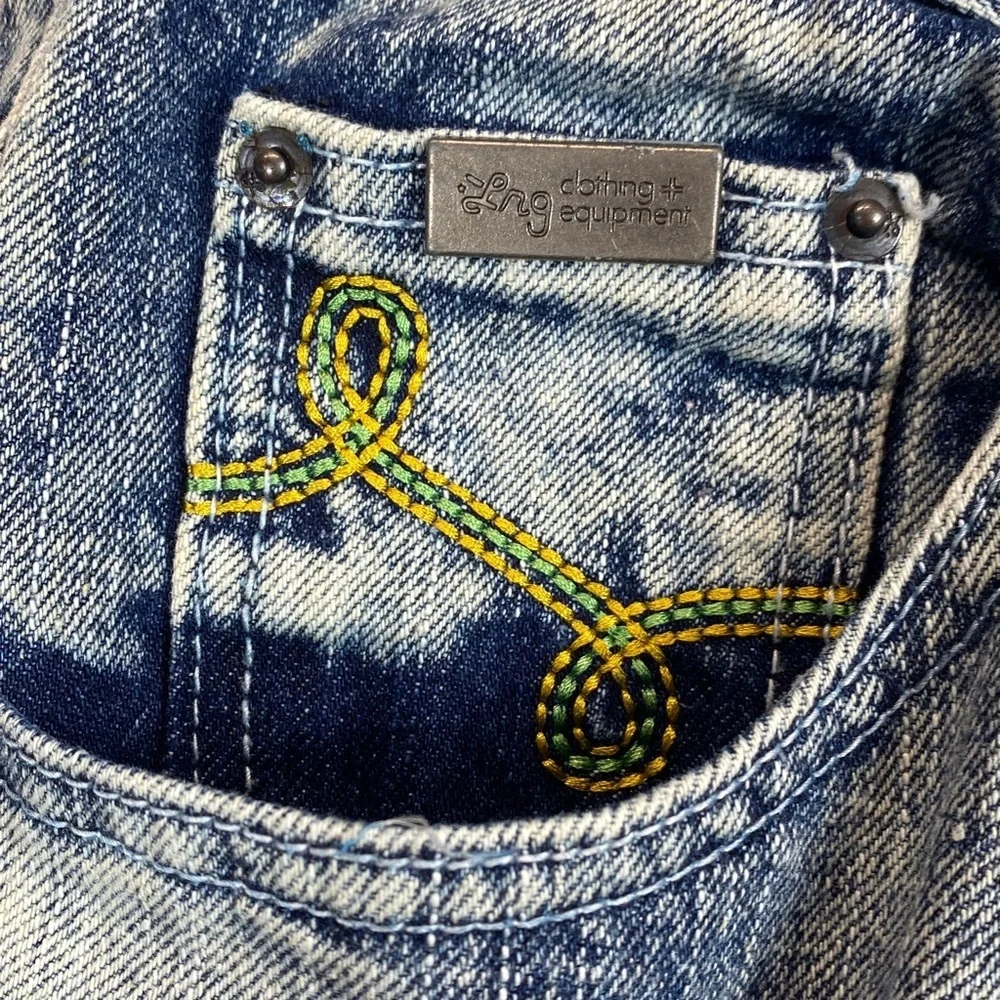 Vtg Lifted Research Group relaxed size 36 acid wash embroidered hip hop edgy